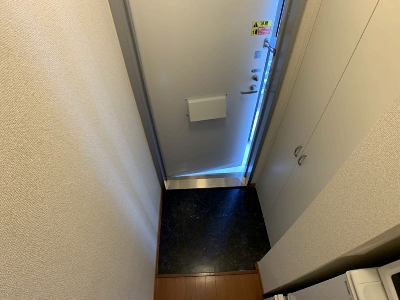 レオパレスコテナン阿見Ｂ 玄関