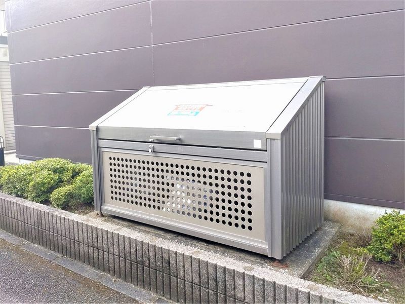レオパレス駒 共用部分
