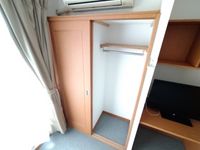 レオパレスサランズ日吉 収納