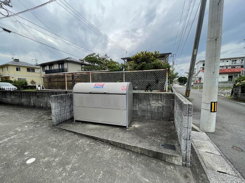 レオパレスシルバ 共用部分