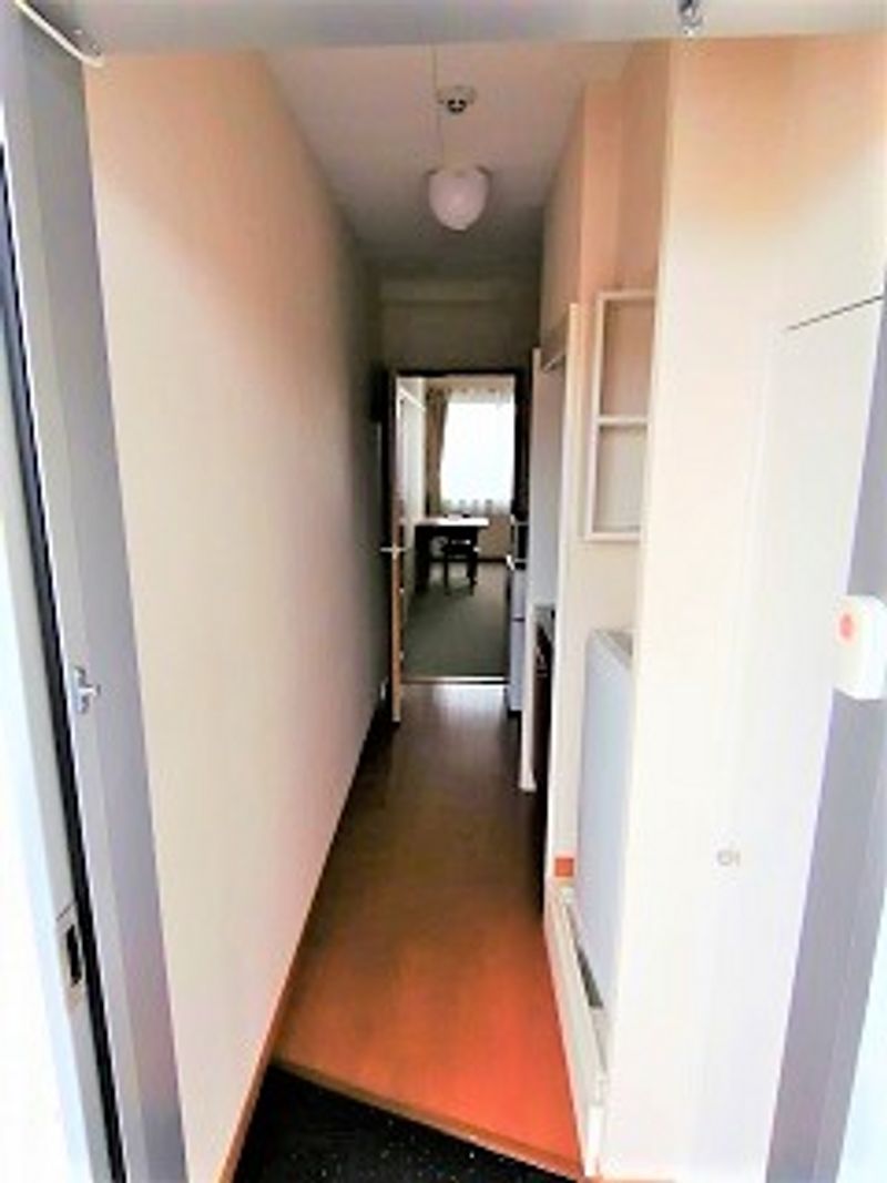 レオパレス相榮 玄関