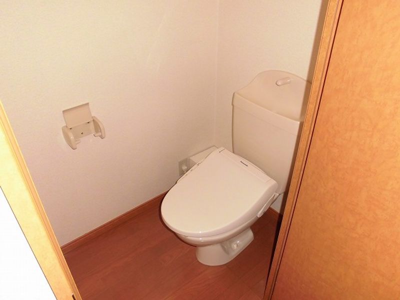 レオパレス新町 トイレ