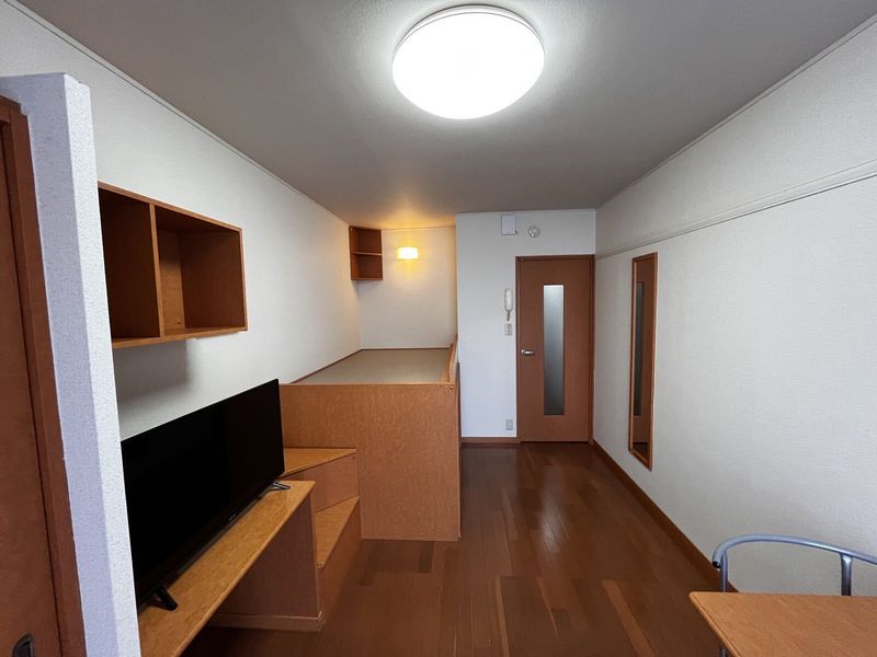 レオパレスエクレール藤塚 居間