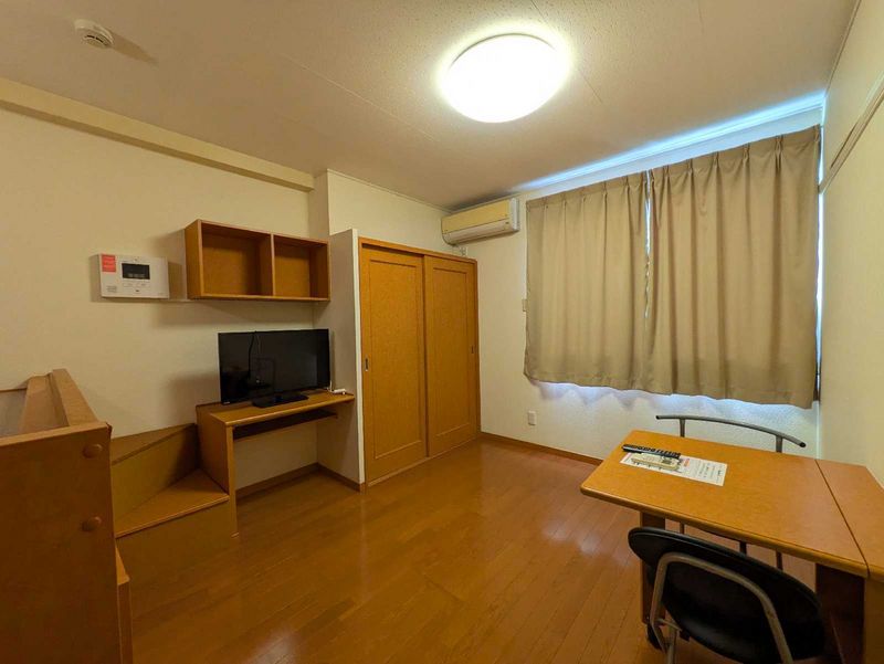 レオパレスｉｇｒｅｋ 居間