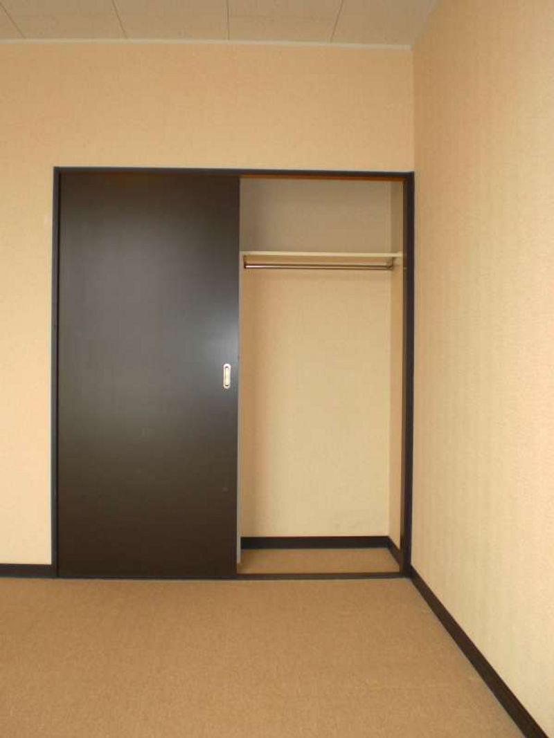 レオネクスト山王フォースイ 収納
