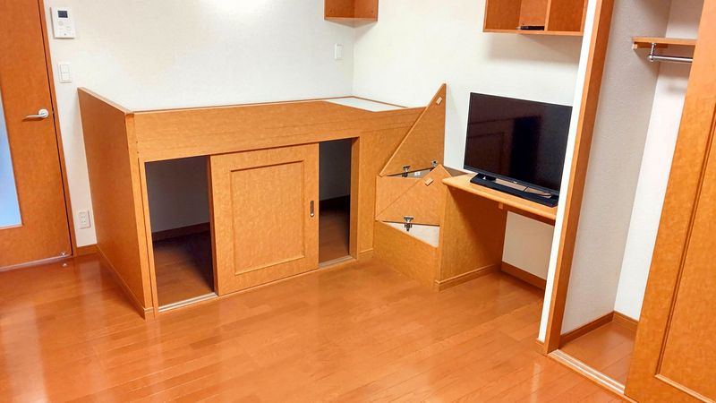 レオパレス向陽台Ｂ 居間