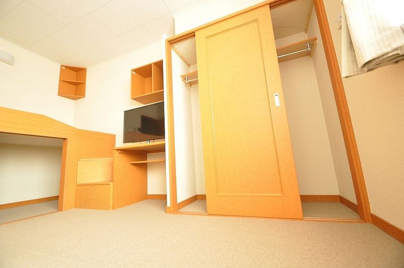 レオパレス本郷Ａ 収納