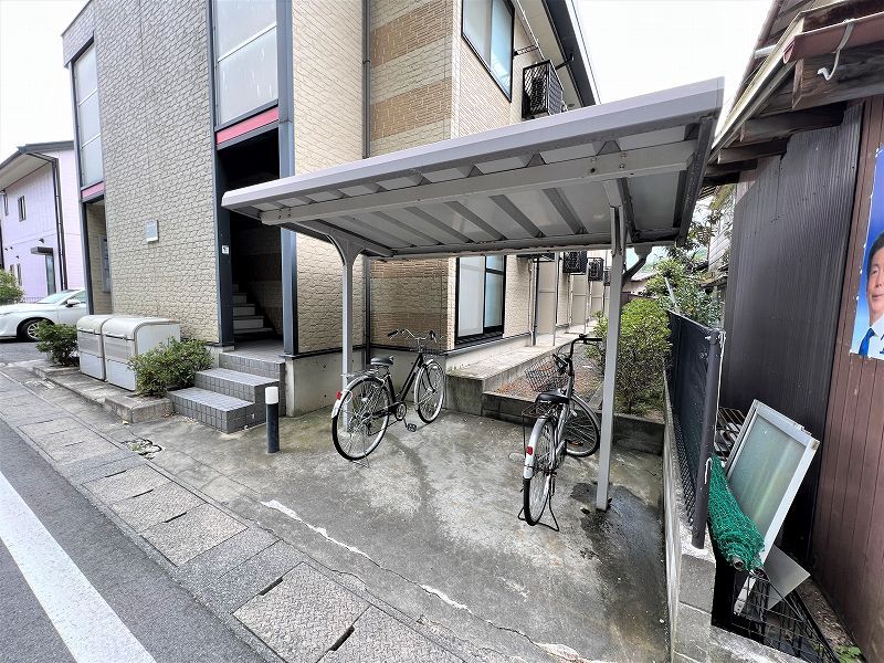 レオパレスシャンボール 共用部分