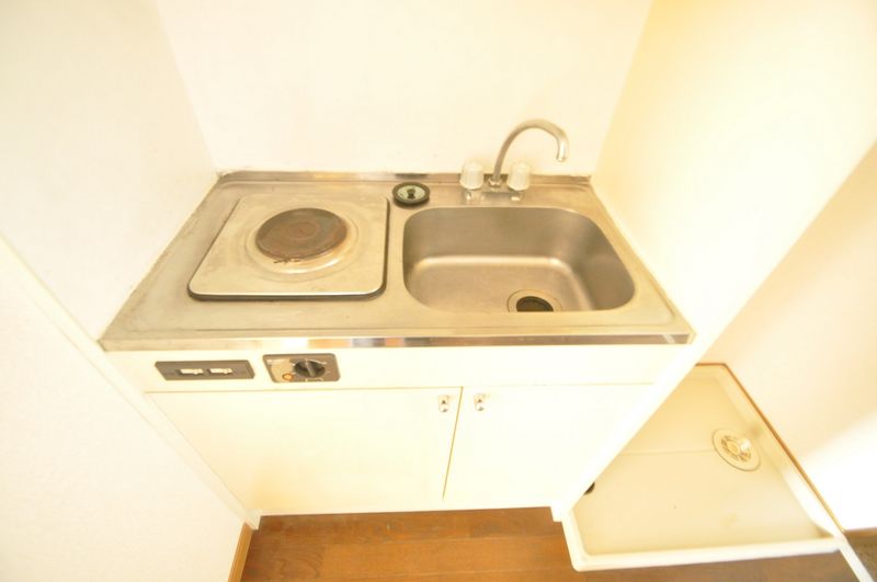 レオパレス潤 キッチン