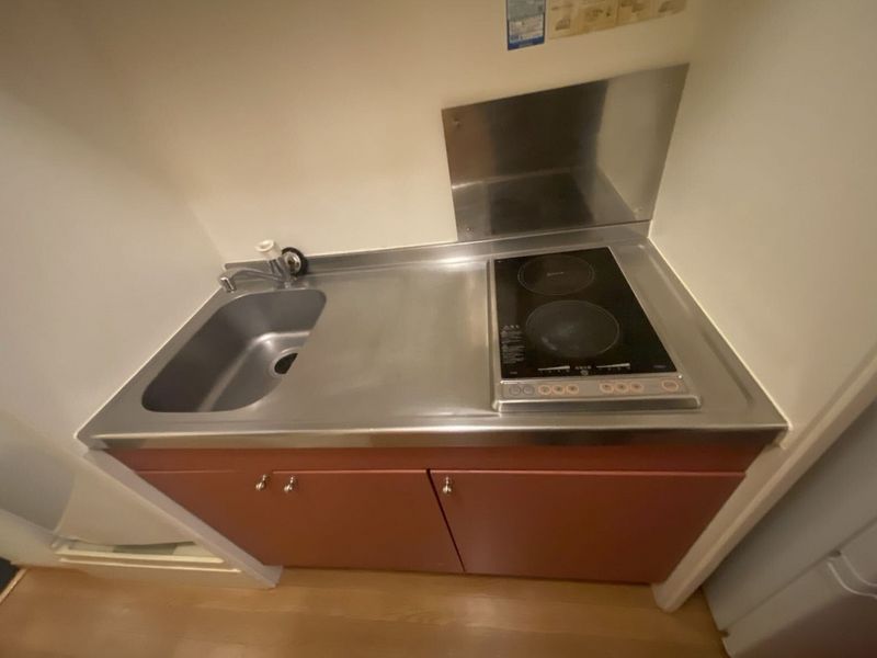 レオパレスイターナル原 キッチン