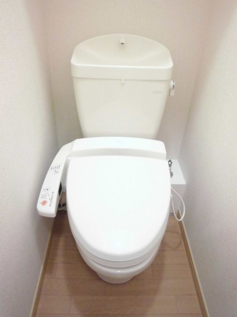 レオパレスグランエレガンス トイレ