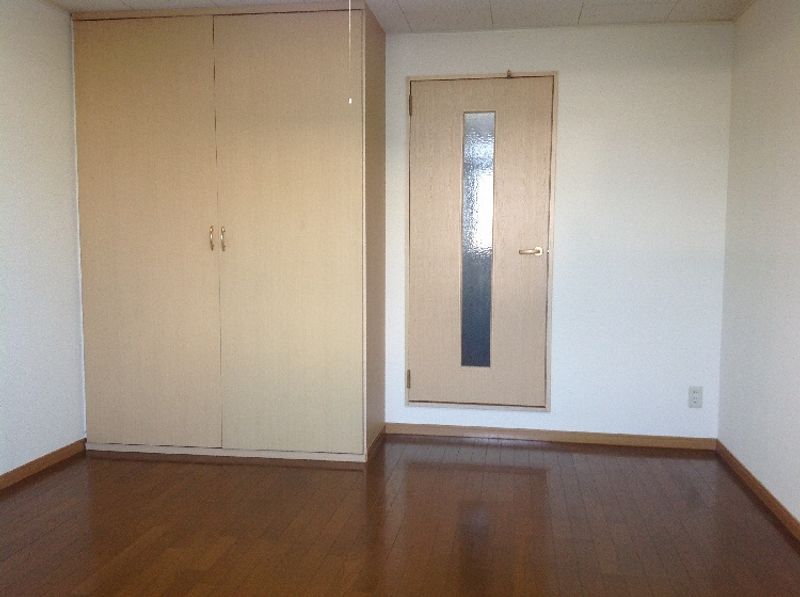 レオパレスロタシオン 居間