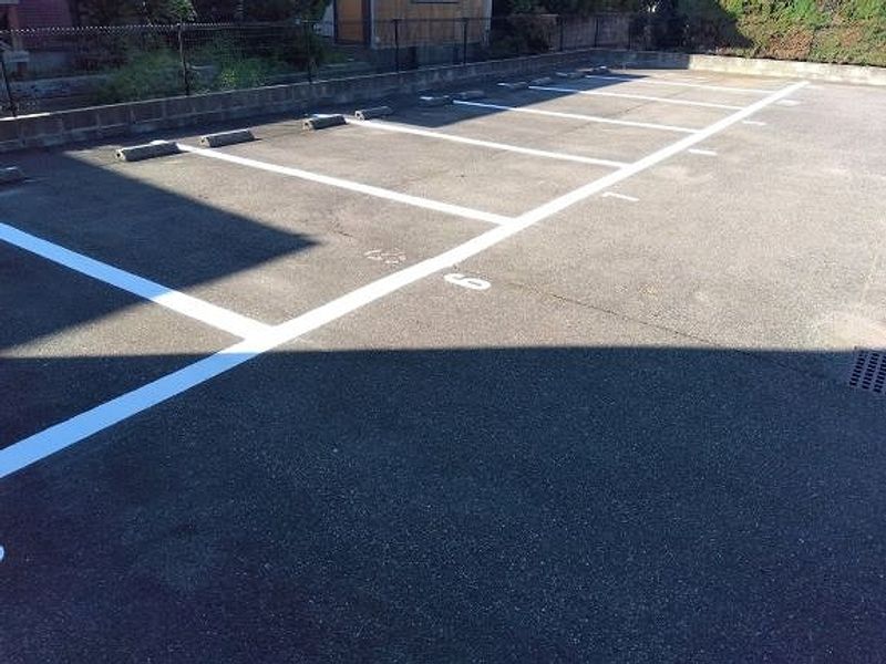 レオパレスリオ 駐車場