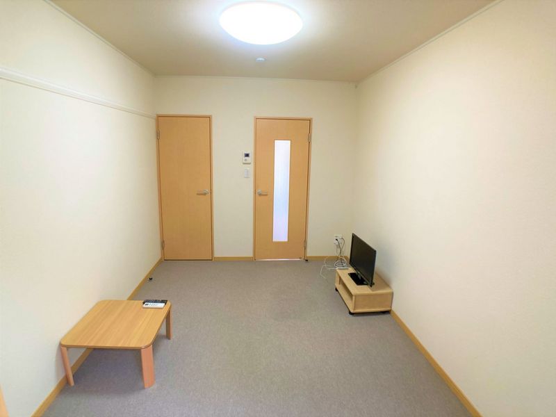 レオパレス上之園 寝室