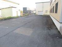 レオパレスエカリミア 駐車場