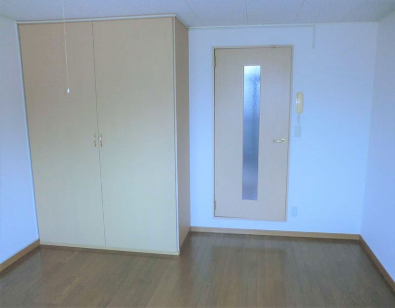 レオパレスル・シエル 居間