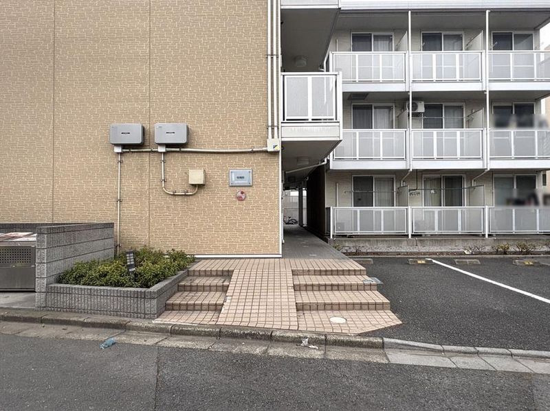 leopalace Sagano Entrance