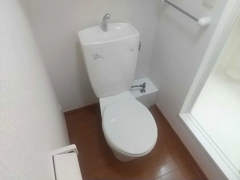 レオパレスアルシオネ トイレ