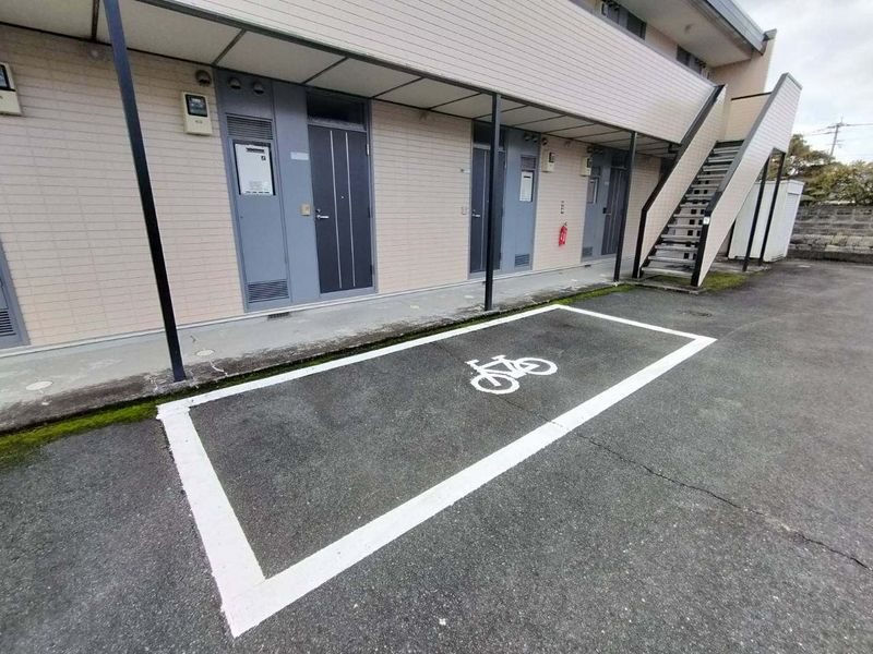 レオパレス八代 共用部分