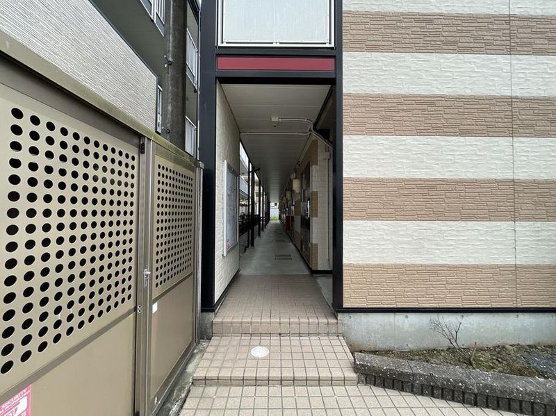 レオパレスエクセル　ケンⅡ エントランス