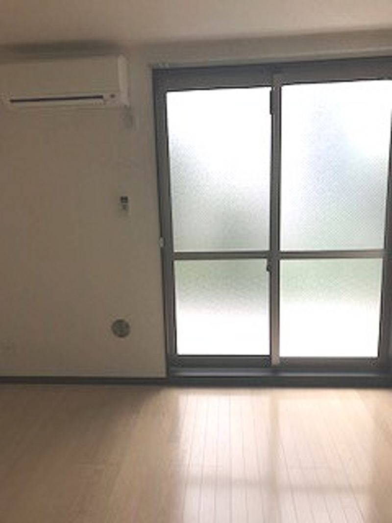 レオネクストローラン 居間
