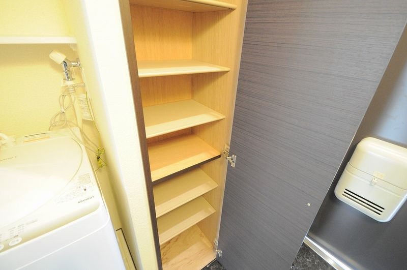 レオネクストグラン吉塚 玄関