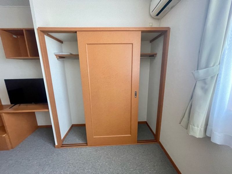 レオパレスルアラルあづみ野 収納