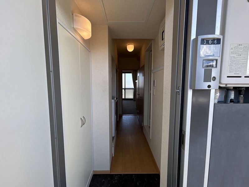 leopalace Big Hello Entrance