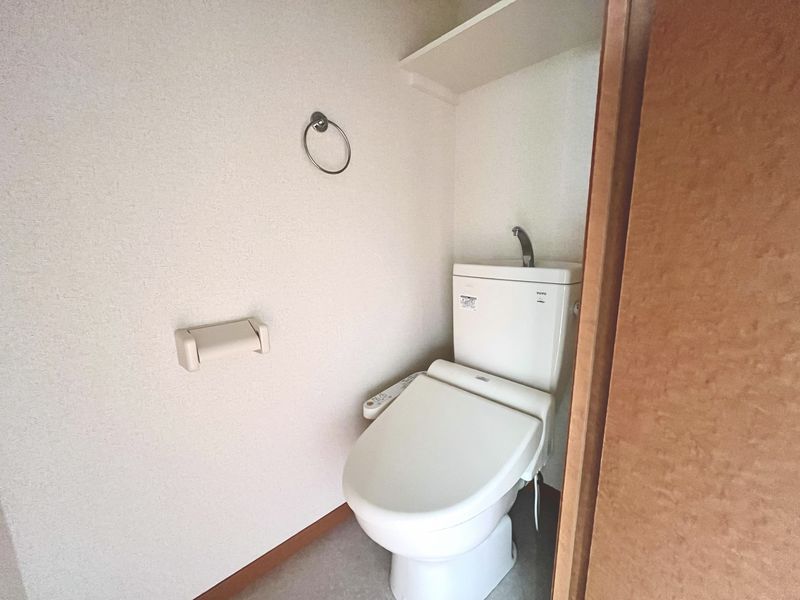 レオパレスカーマ９２９ トイレ