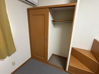 レオパレスラポール 収納