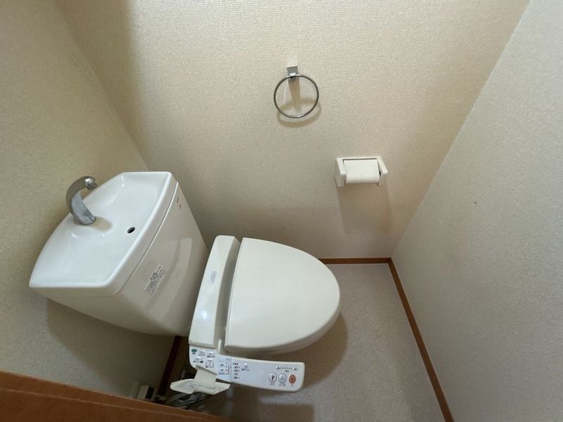 レオパレスセゾン トイレ
