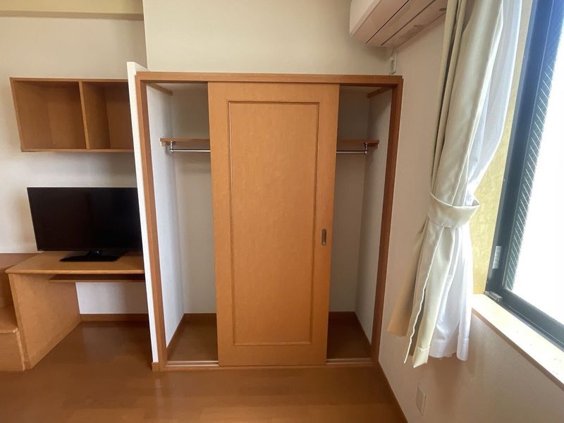 レオパレスグランドゥール太田 収納