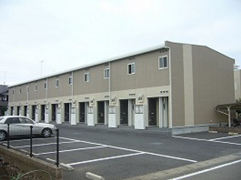 レオパレス守道館第弐 駐車場