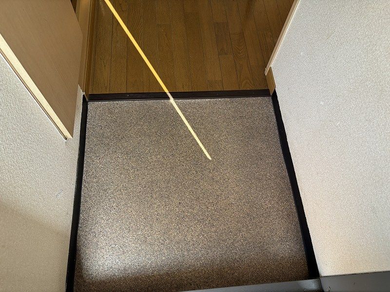 レオパレスしおかぜⅡ エントランス