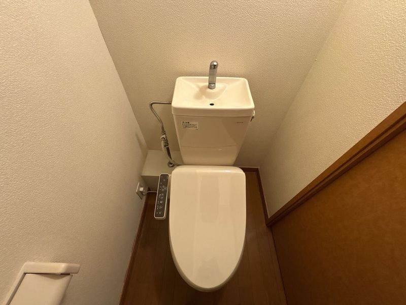 レオパレスＡＳＡＨＩ トイレ