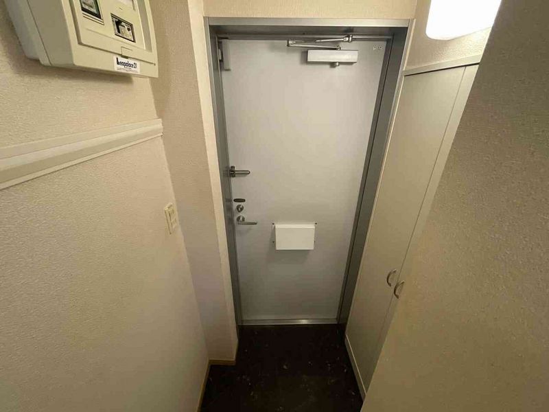 レオパレスクリンゲルバウム 玄関