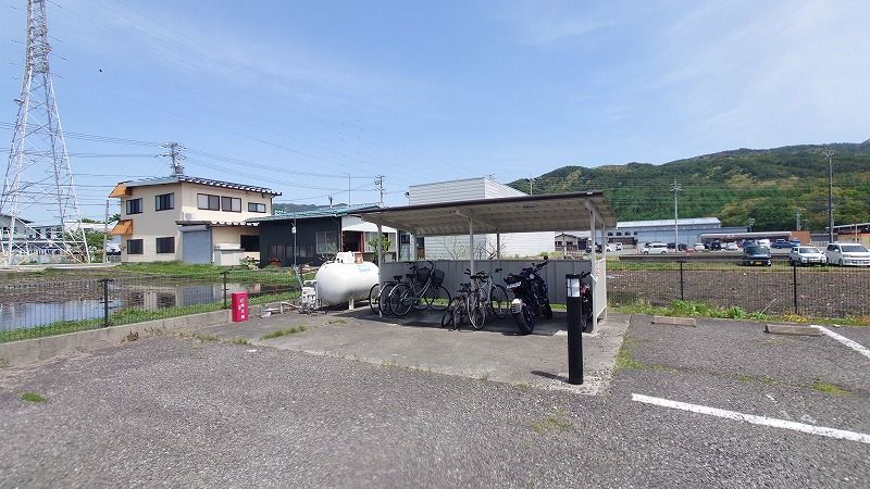 レオパレスミノフルール 共用部分