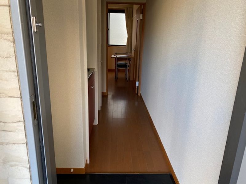 レオパレスＲｏｓｅ　Ｉｎｎ 玄関