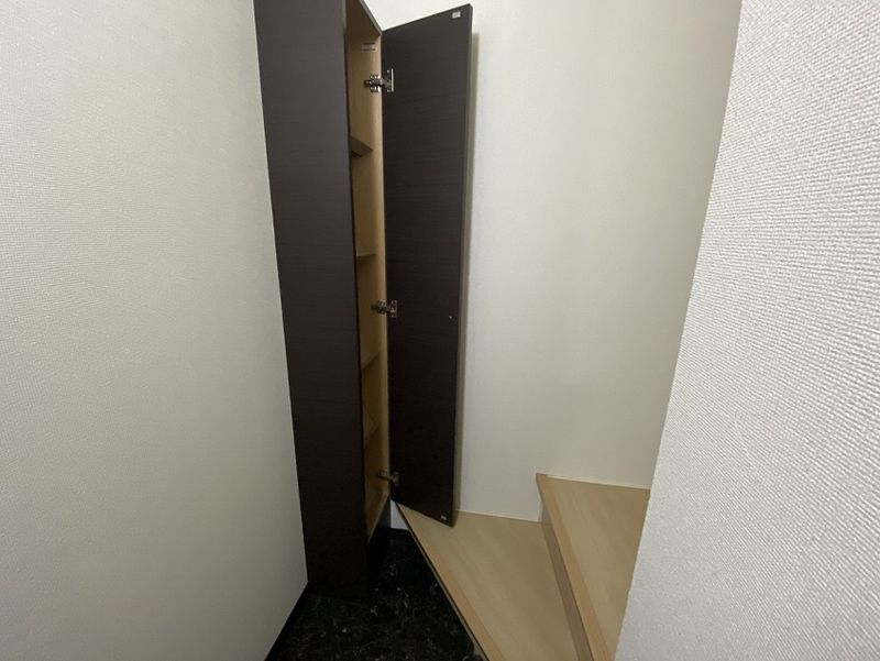 レオネクスト増泉Ⅲ 玄関