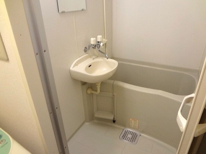 レオパレス中之谷Ⅰ 風呂