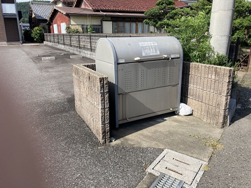 レオパレスアドミレイション 共用部分