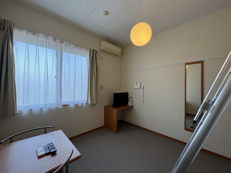 レオパレスル　ヴァン 居間