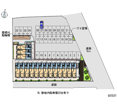 37227 Monthly parking lot