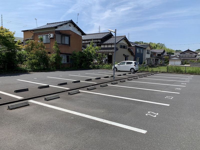 レオパレスＧＳ２ 駐車場