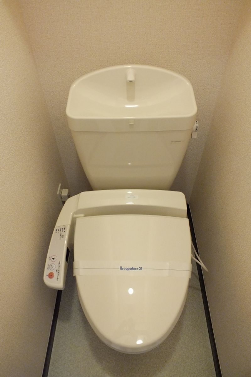 レオパレスコンフォートガーデン トイレ