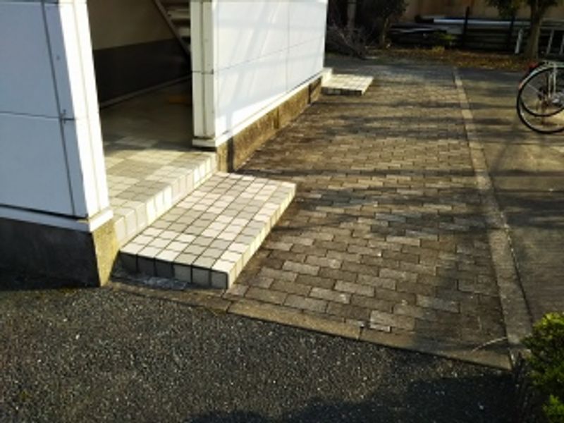 レオパレス甘木川 エントランス