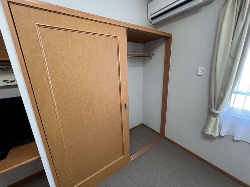 レオパレスグランドカメリアⅡ 収納