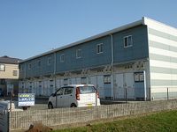 レオパレスシャルマンドミール 駐車場