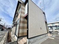 レオパレスカントリーハウス 外観
