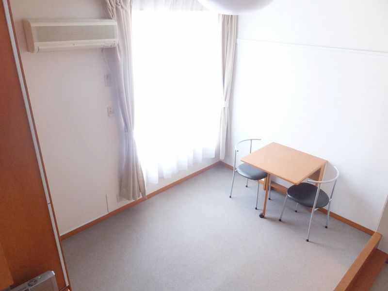 leopalace Pearl 2001 Living room